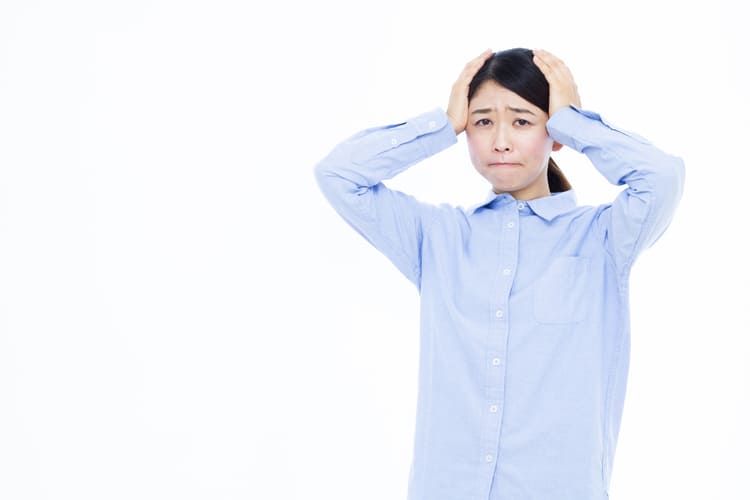 困っている人