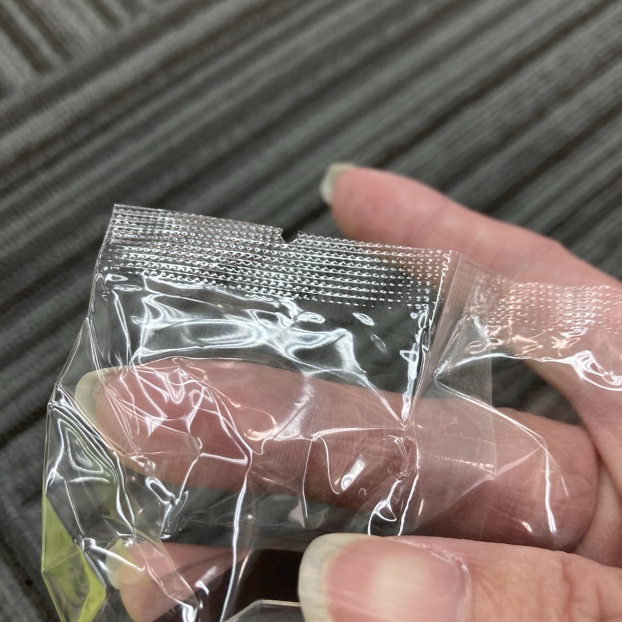 インク革命テプラ互換テープ内袋の切り込み