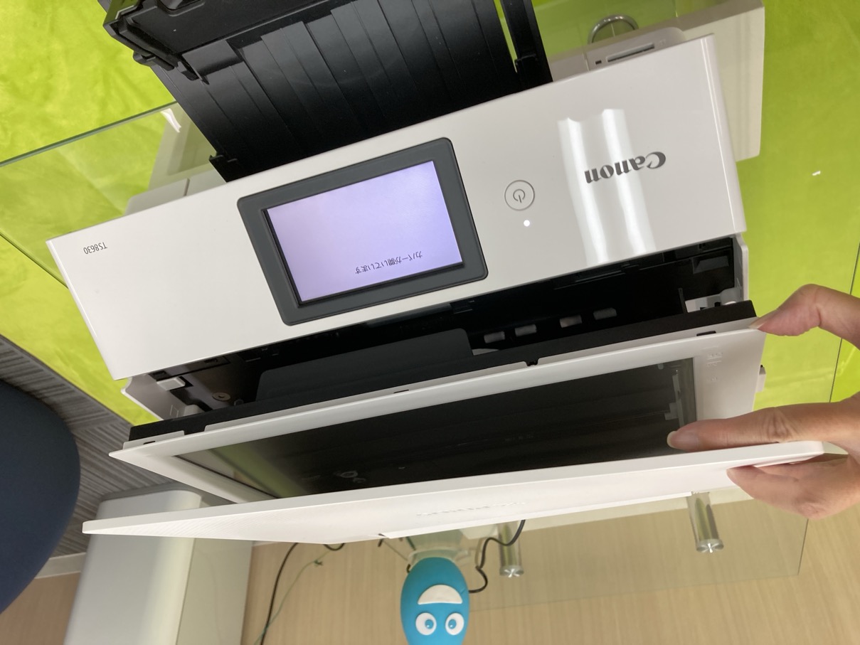 TS8630 スキャナ部の持ち上げ