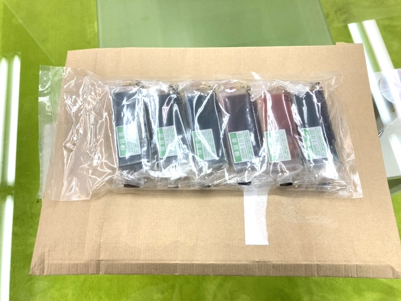 A社の梱包箱開封
