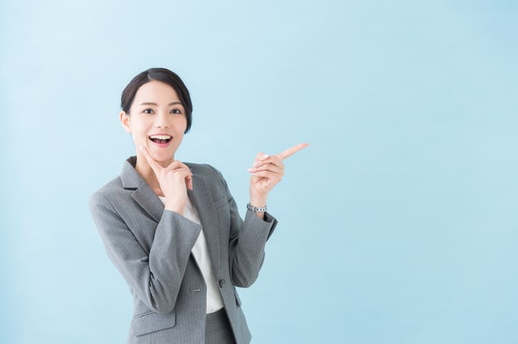 女性